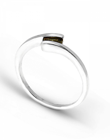 ﻿pierścionek  rozmiar: 18 ,srebro 925 ﻿i cyrkonia